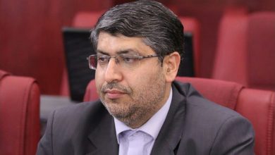 تصویر از رشد شاخص بازار سرمایه و بورس طبیعی نیست