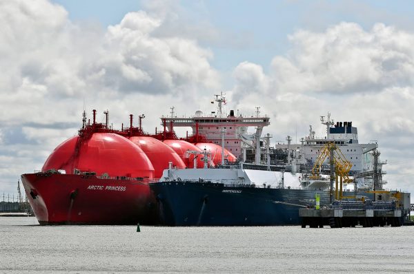 تصویر از روسیه در صادرات LNG به چین از آمریکا جلو زد