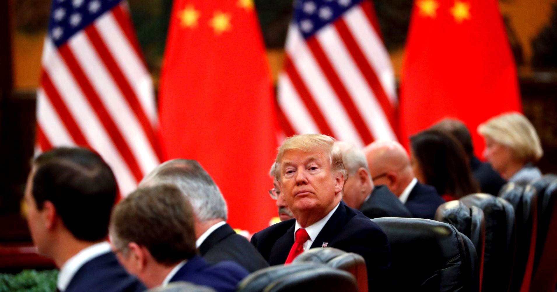 تصویر از ترامپ: سازمان تجارت جهانی برای مهار چین ناتوان است