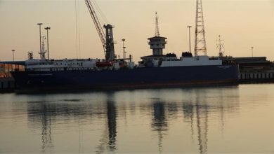 تصویر از آغاز فعالیت کشتی رو – رو کامیونی در بندرامیرآباد