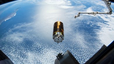 تصویر از بازگشت کپسول فضاپیمای ژاپنی؛ گرد سیاه و ماسهای راز کائنات را میگشاید؟