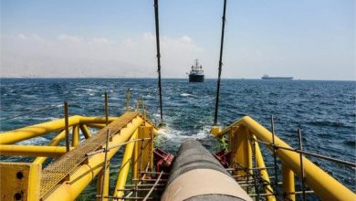 تصویر از آغاز عملیات لولهگذاری دریایی فاز زودهنگام طرح توسعه پایانه نفتی جاسک