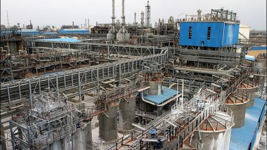 تصویر از پتروشیمی اروند بورسی شد