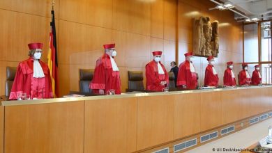 تصویر از دادگاه حفاظت از قانون اساسی آلمان: قانون اقلیمی ناقض آزادی‌های جوانان است