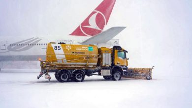 تصویر از تمام پروازها در فرودگاه استانبول در پی بارش سنگین برف لغو شدند