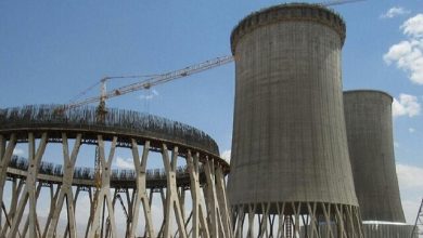 تصویر از مذاکره پیمانکار روس با مشاور ایرانی برای ساخت نیروگاه