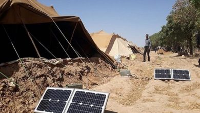 تصویر از توزیع 94 پنل خورشیدی قابل حمل در بین عشایر خراسان جنوبی