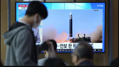 تصویر از کره شمالی دو موشک بالستیک شلیک کرد