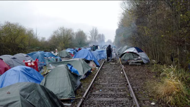 تصویر از بریتانیا و فرانسه عبور مهاجران از کانال مانش را سخت‌تر می‌کنند