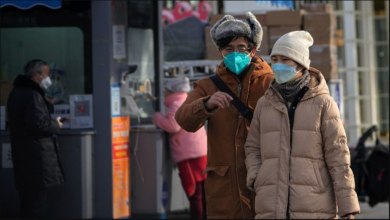 تصویر از عقب نشینی پکن با کاهش محدودیت‌های قرنطینه مراکز دولتی