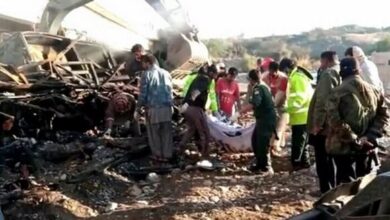 تصویر از تصادف و حریق مرگبار اتوبوس در پاکستان با ۳۹ کشته