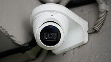 تصویر از جمع‌آوری دوربین‌های چینی از ساختمان های دولتی استرالیا به دلایل امنیتی