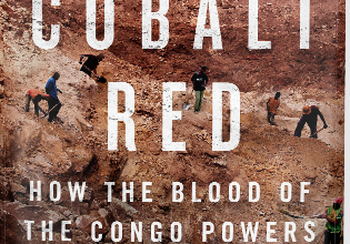 تصویر از کتاب کبالت سرخ: چگونه خون کنگو به زندگی ما قدرت می‌دهد