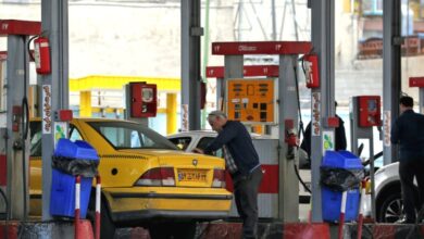 تصویر از مدیر اسبق شرکت ملی پخش فرآورده‌های نفتی: روزی 1.5 لیتر به هر خودرو بنزین داده شود