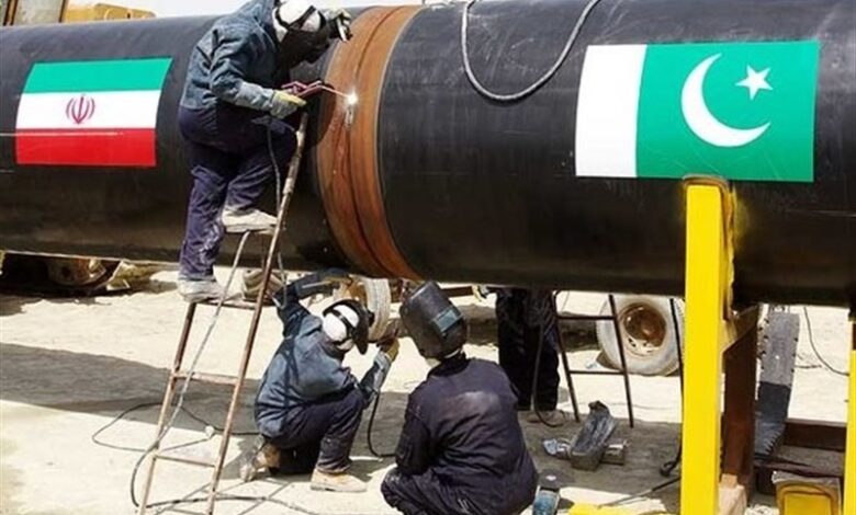 تصویر از خیز پاکستان برای تجارت تهاتری نفت و گاز با ایران و روسیه
