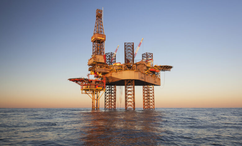 تصویر از نشست وزیران اوپک پلاس برای تعیین تکلیف کاهش فعلی تولید نفت