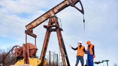 تصویر از قیمت نفت در انتظار مذاکرات آلاسکا