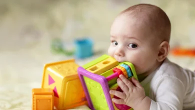 تصویر از قرار گرفتن در معرض پلاستیک در دوران کودکی می‌تواند باعث چاقی، ناباروری و آسم شود