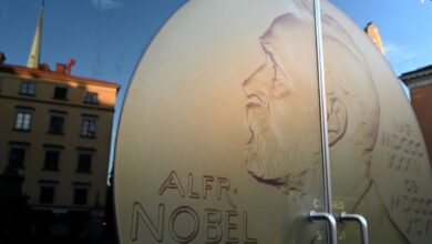 تصویر از خلاقانه تخریب کنید