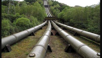 تصویر از قرارداد احداث خط لوله انتقال فرآورده‌های نفتی پارس امضا شد