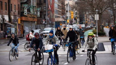 تصویر از بروکسل با چه حرکتی از «ازدحام خودرو در بزرگراه‌ها» عبور کرد؟