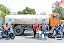 تصویر از کوروش احمدی: به خاطر «آب» تهران بکوشد تا چند سالی در تیتر اول رسانه‌های بین‌المللی نباشد