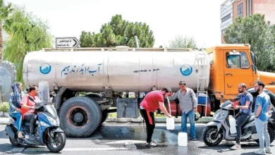 تصویر از کوروش احمدی: به خاطر «آب» تهران بکوشد تا چند سالی در تیتر اول رسانههای بینالمللی نباشد