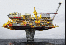 تصویر از مذاکره سازنده ایران و روسیه برای توسعه میدانهای نفتی