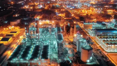 تصویر از پتروشیمیهای عسلویه از زلزله آسیبی ندیدند