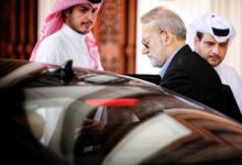 تصویر از لاریجانی در راه عمان